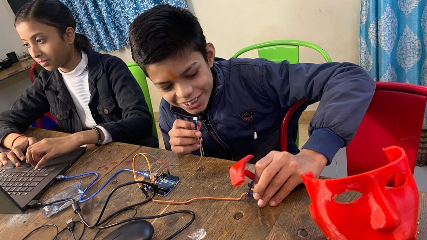 Children building projects
